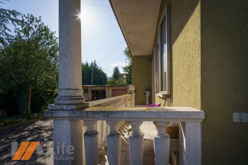 Immagine 15 di Casa bifamiliare in vendita  in Strada della Pergoletta a Vicenza
