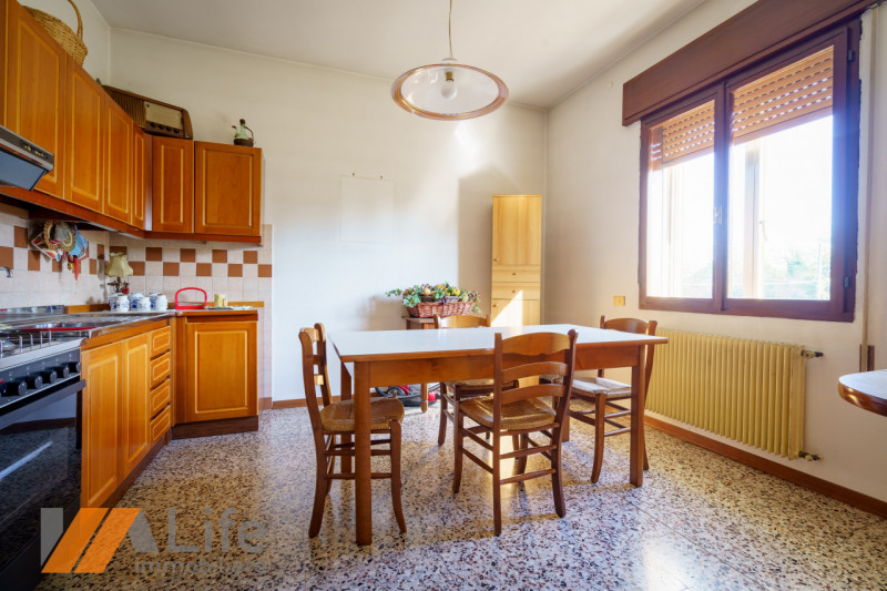 Immagine 24 di Casa bifamiliare in vendita  in Strada della Pergoletta a Vicenza