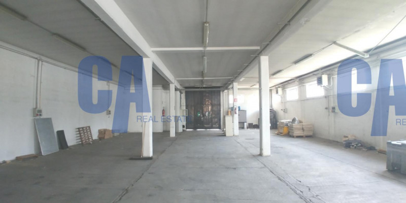 Immagine 1 di Capannone industriale in vendita  in VIA GROSIO a Milano