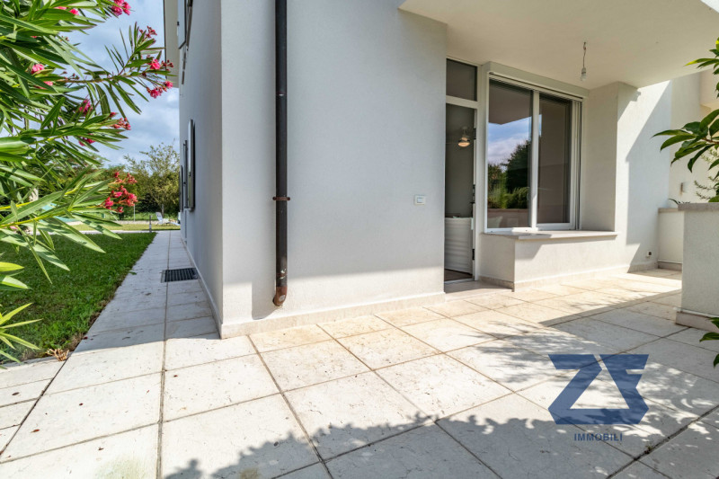 Immagine 3 di Casa bifamiliare in vendita  in Via Redipuglia a Castelfranco Veneto