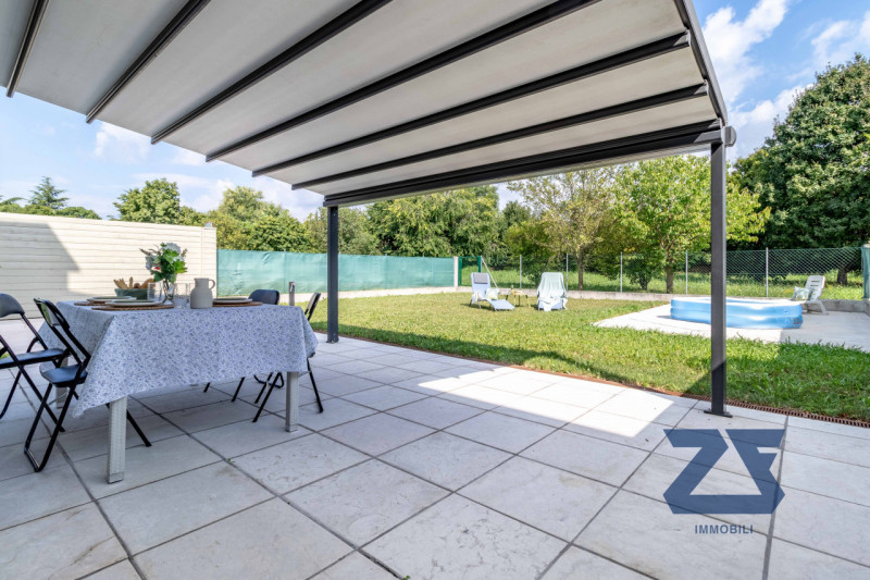 Immagine 22 di Casa bifamiliare in vendita  in Via Redipuglia a Castelfranco Veneto