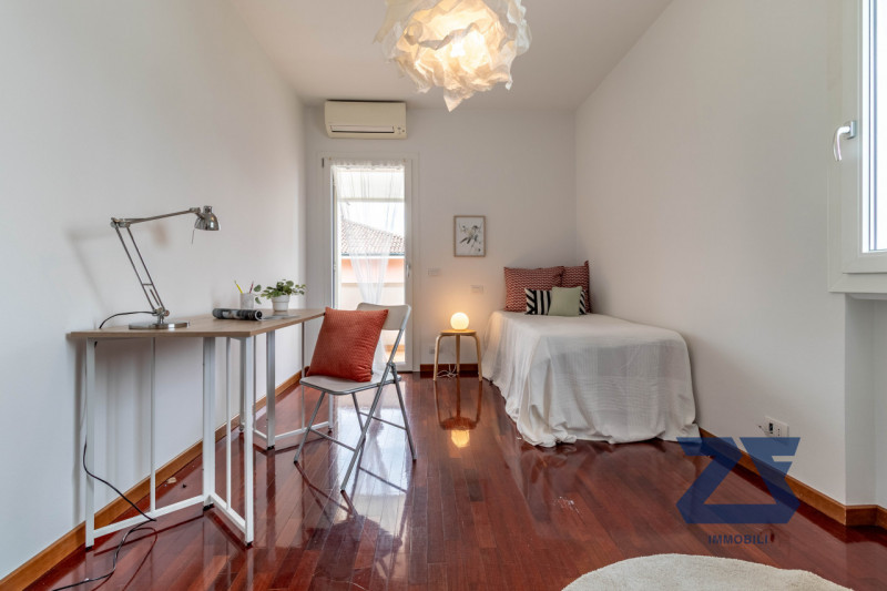 Immagine 29 di Casa bifamiliare in vendita  in Via Redipuglia a Castelfranco Veneto