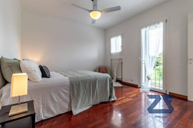 Immagine 35 di Casa bifamiliare in vendita  in Via Redipuglia a Castelfranco Veneto