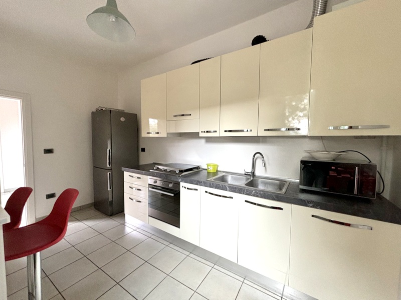 Immagine 2 di Appartamento in affitto  in VIA BRONZETTI a Padova