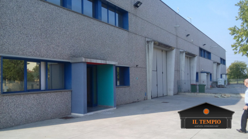 Immagine 1 di Capannone industriale in vendita  in via caldonazzo a Mestrino