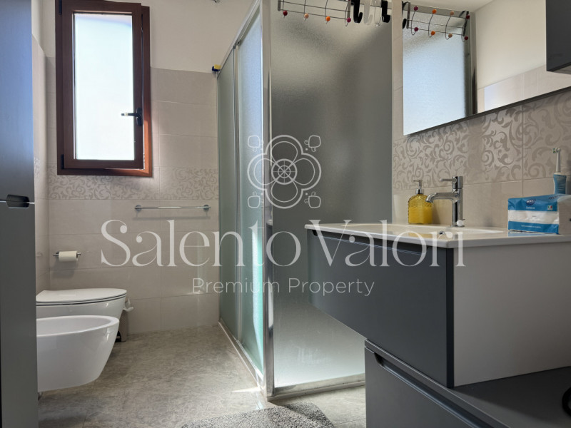 Immagine 33 di Villa in vendita  in Contrada Tuli-Jala a Parabita