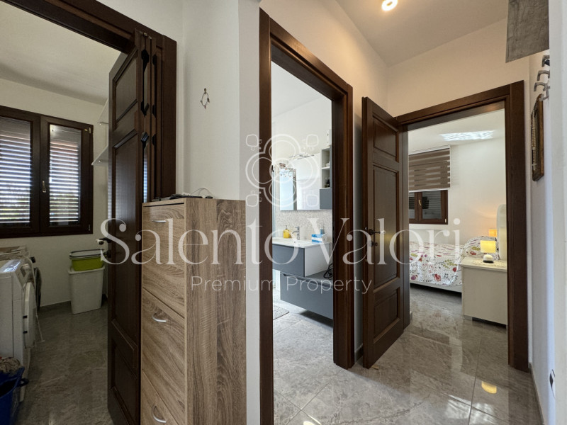 Immagine 52 di Villa in vendita  in Contrada Tuli-Jala a Parabita