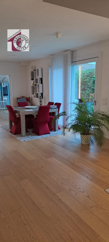 Immagine 5 di Casa bifamiliare in vendita  in via giovanni falcone a Villafranca Padovana