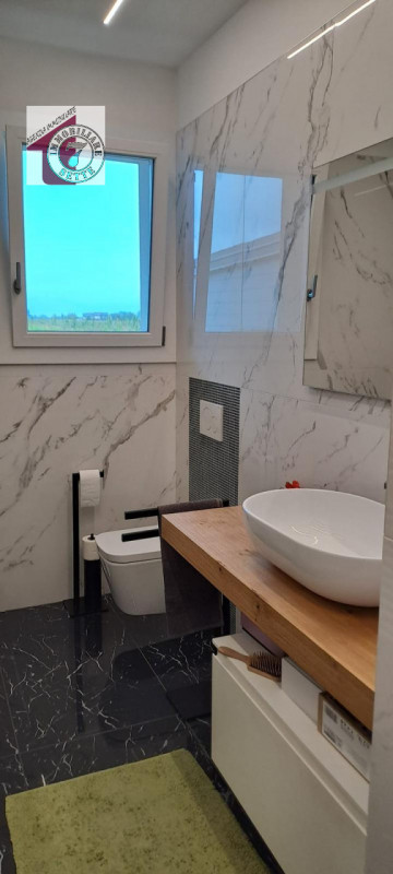 Immagine 6 di Casa bifamiliare in vendita  in via giovanni falcone a Villafranca Padovana