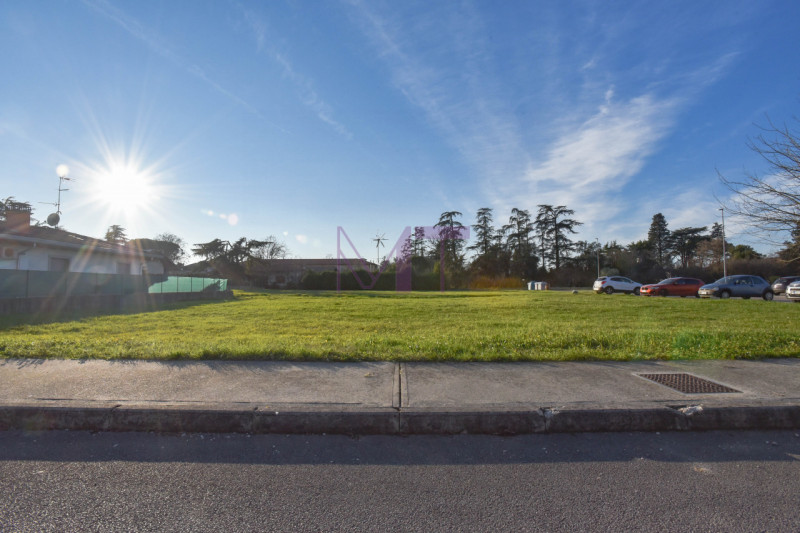 Immagine 10 di Terreno in vendita  in via Bugatto a Aiello Del Friuli