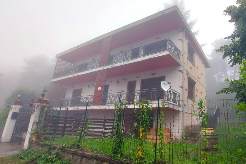 Immagine 3 di Appartamento in vendita  in Via Antonio Gramsci, N. 50 a Foligno