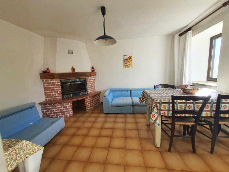 Immagine 4 di Casa bifamiliare in vendita  in Località Sarasin a Gosaldo