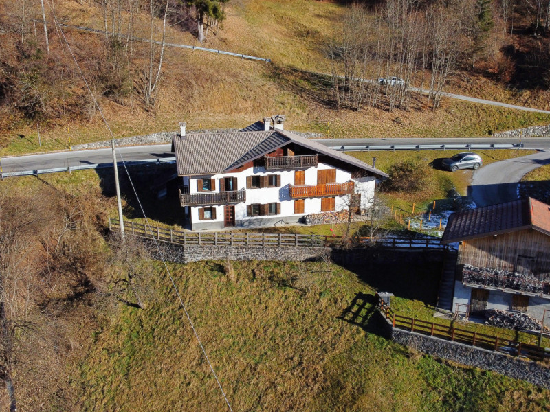 Immagine 19 di Casa bifamiliare in vendita  in Località Sarasin a Gosaldo