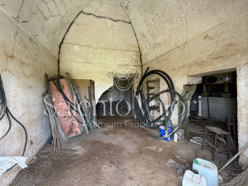 Immagine 12 di Villa in vendita  in Contrada La Corte a Parabita