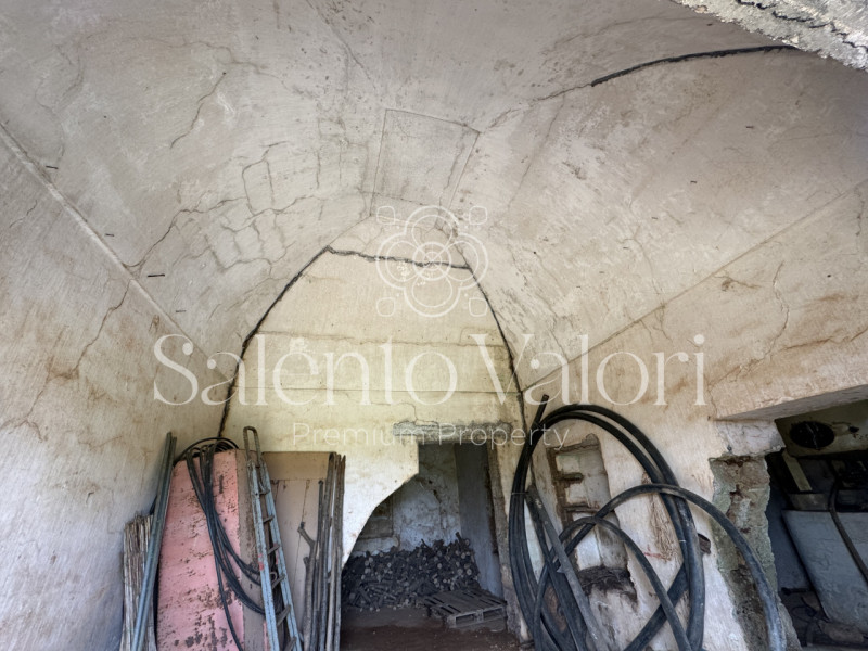 Immagine 13 di Villa in vendita  in Contrada La Corte a Parabita