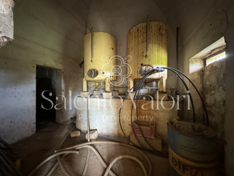 Immagine 19 di Villa in vendita  in Contrada La Corte a Parabita