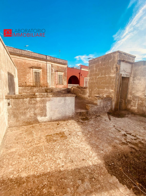 Immagine 4 di Appartamento in vendita  in via Dalmazia a Monteroni Di Lecce