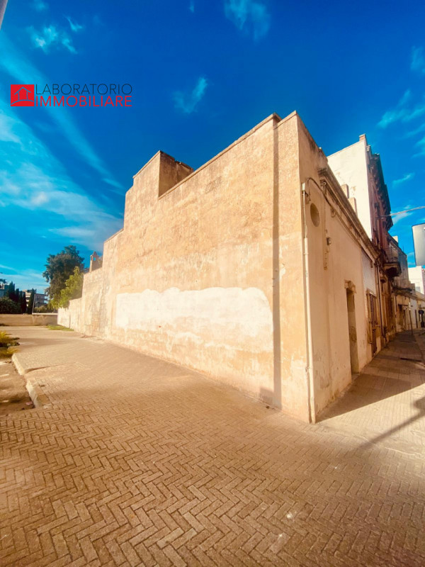 Immagine 7 di Appartamento in vendita  in via Dalmazia a Monteroni Di Lecce