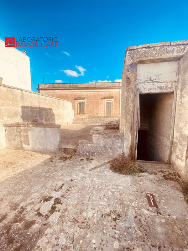 Immagine 8 di Appartamento in vendita  in via Dalmazia a Monteroni Di Lecce