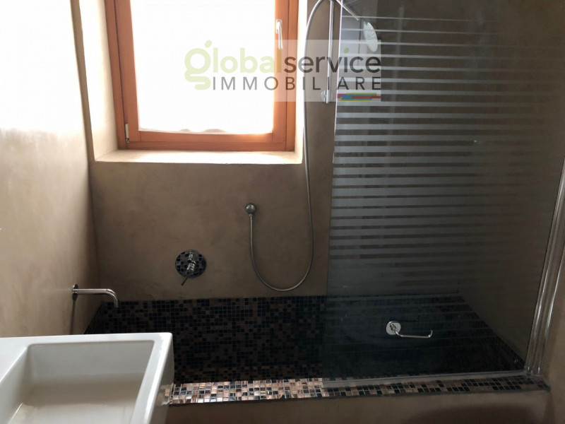 Immagine 7 di Appartamento in vendita  in Via S. Benedetto, 3 a Brescia