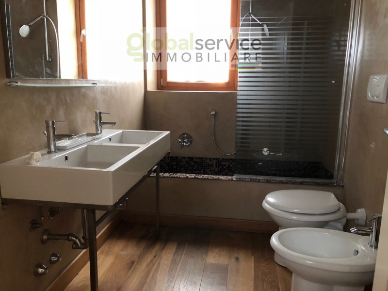 Immagine 16 di Appartamento in vendita  in Via S. Benedetto, 3 a Brescia