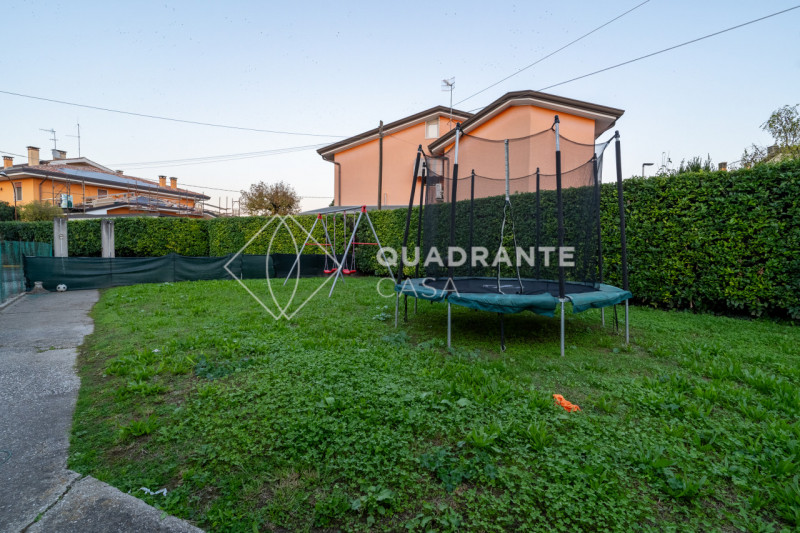 Immagine 28 di Casa indipendente in vendita  in Via C colombo a Monselice