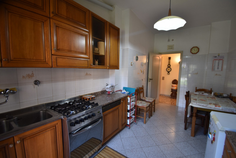 Immagine 27 di Appartamento in vendita  in VIA SAVIGNONE a Roma