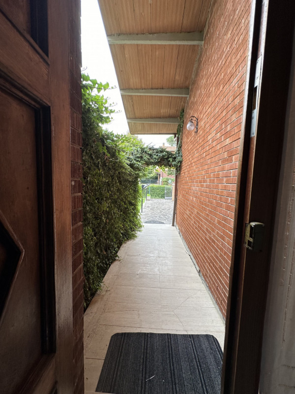 Immagine 5 di Casa indipendente in vendita  in Via delle Marche a Perugia