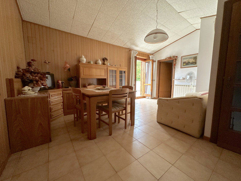 Immagine 23 di Casa indipendente in vendita  in Via delle Marche a Perugia