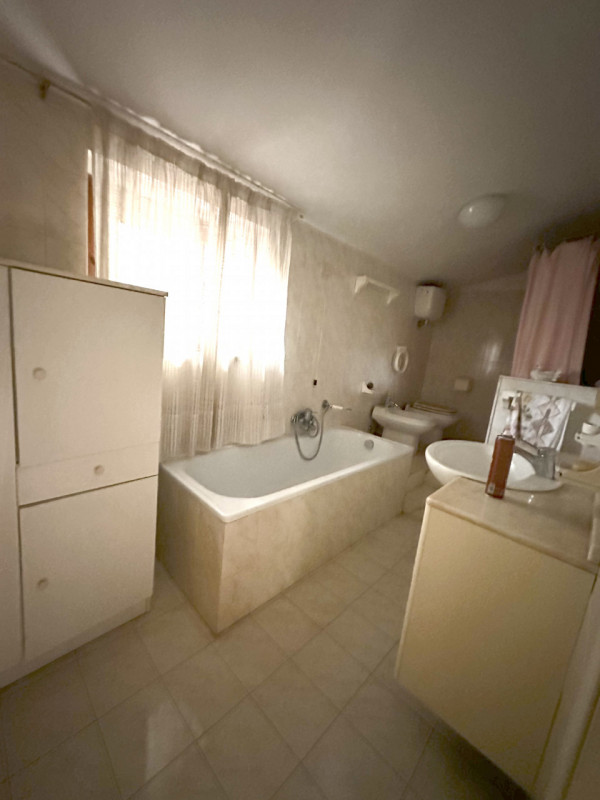 Immagine 29 di Casa indipendente in vendita  in Via delle Marche a Perugia