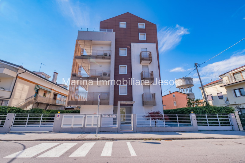 Immagine 2 di Appartamento in vendita  in Piazza Mazzini a Jesolo