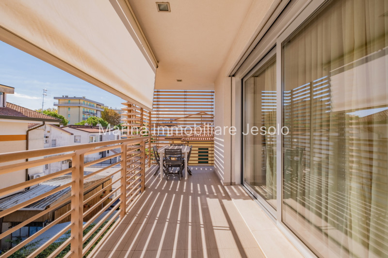 Immagine 3 di Appartamento in vendita  in Piazza Mazzini a Jesolo
