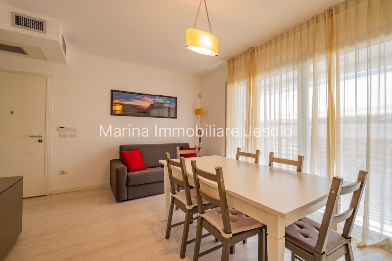 Immagine 8 di Appartamento in vendita  in Piazza Mazzini a Jesolo