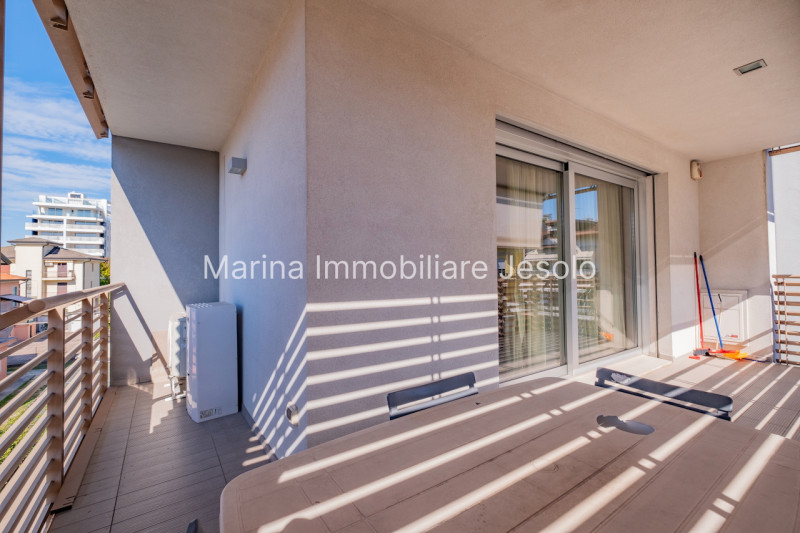Immagine 26 di Appartamento in vendita  in Piazza Mazzini a Jesolo