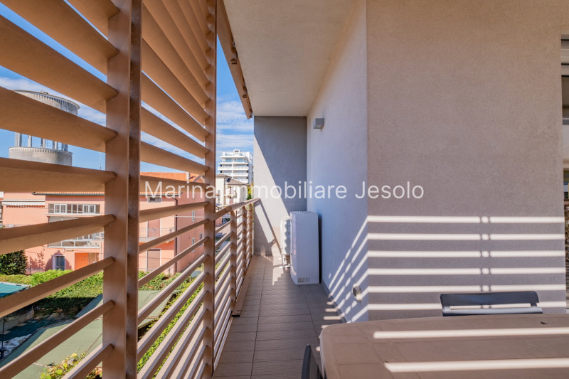 Immagine 27 di Appartamento in vendita  in Piazza Mazzini a Jesolo