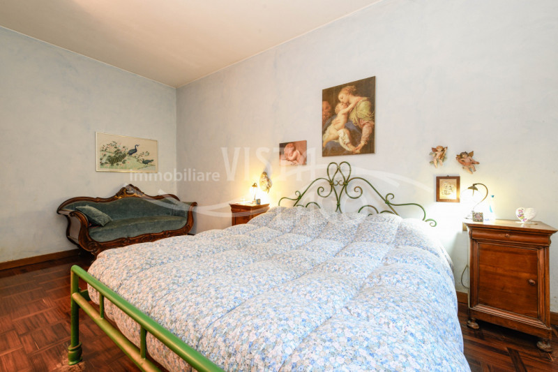 Immagine 20 di Villa in vendita  in Via Manzoni, 25 a Proserpio