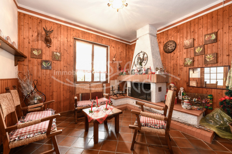 Immagine 33 di Villa in vendita  in Via Manzoni, 25 a Proserpio