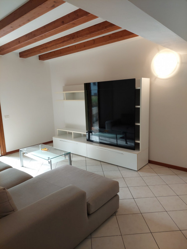 Immagine 4 di Appartamento in vendita  in via manin 1 a Schio