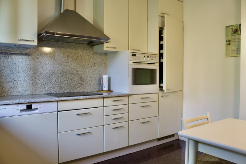 Immagine 11 di Villa in vendita  in Via Madresca 7 a Inverigo