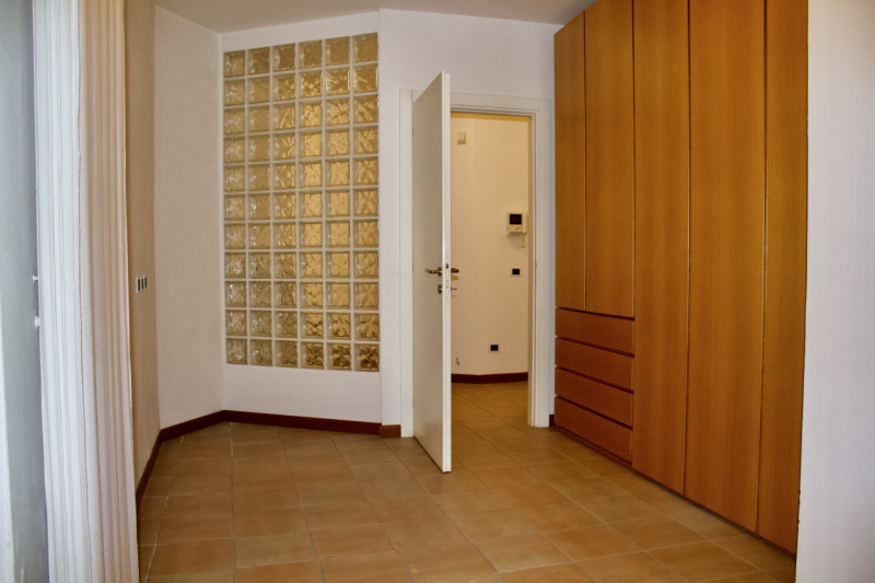 Immagine 27 di Villa in vendita  in Via Madresca 7 a Inverigo