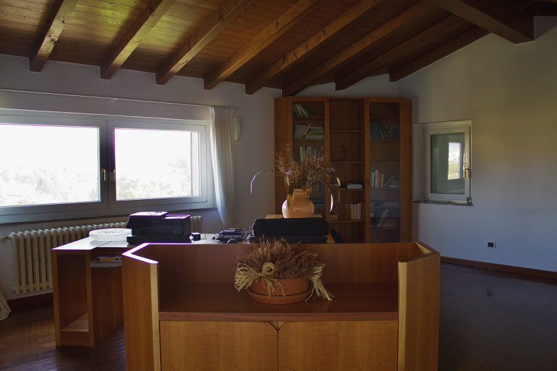 Immagine 35 di Villa in vendita  in Via Madresca 7 a Inverigo