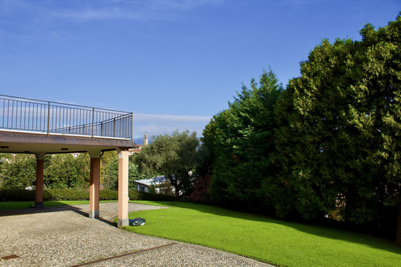 Immagine 38 di Villa in vendita  in Via Madresca 7 a Inverigo