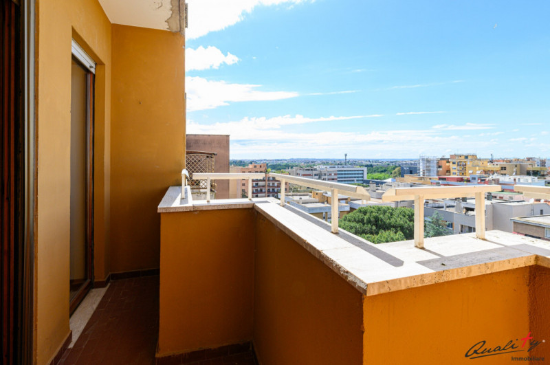 Immagine 28 di Appartamento in vendita  in via Ferdinando Innocenti 28 a Roma