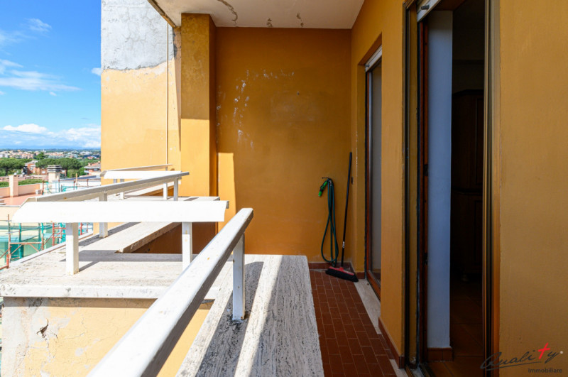 Immagine 29 di Appartamento in vendita  in via Ferdinando Innocenti 28 a Roma