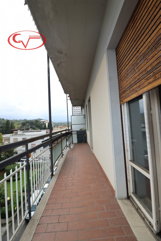 Immagine 11 di Appartamento in vendita  in via bellini a Montevarchi