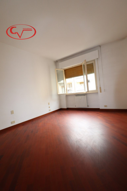 Immagine 21 di Appartamento in vendita  in via bellini a Montevarchi