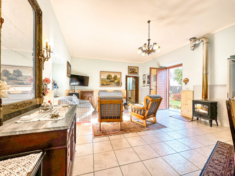 Immagine 4 di Casa indipendente in vendita  in Via Barè 2 a Gignese