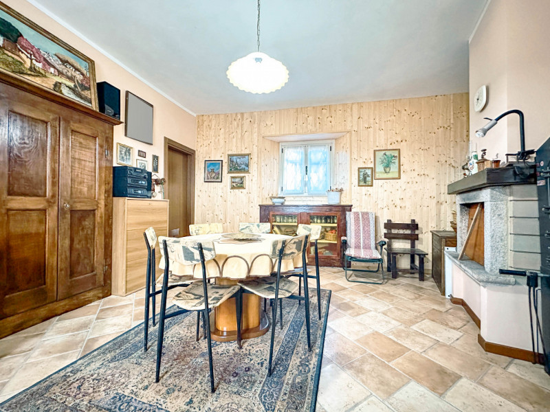 Immagine 5 di Casa indipendente in vendita  in Via Barè 2 a Gignese