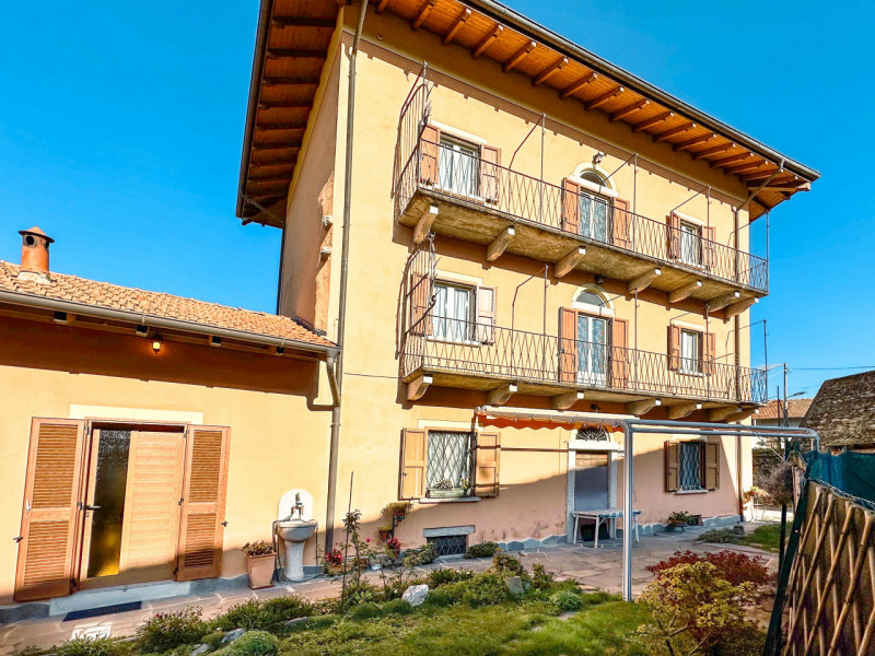 Immagine 22 di Casa indipendente in vendita  in Via Barè 2 a Gignese