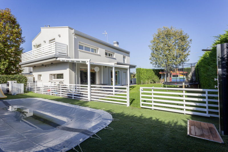 Immagine 2 di Casa bifamiliare in vendita  in via frasca' 6/a rubano a Rubano